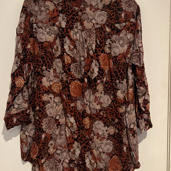 Torrid size 0 blouse - Picture 4 of 4